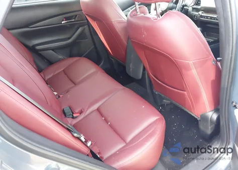 2022 Mazda Cx-30 Carbon Edition z USA, uszkodzony, nr VIN 3MVDMBCL1NM424796